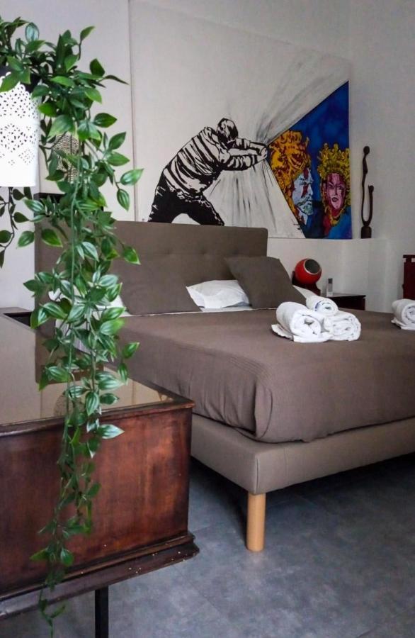 Mr Square Apartment Катанія Екстер'єр фото